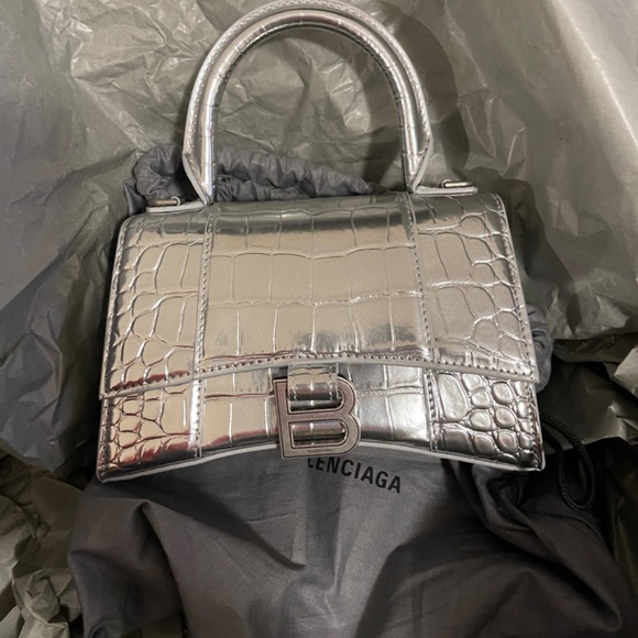 WOMEN'S HOURGLASS XS HANDBAG CROCODILE EMBOSSED IN SILVER - Picture 5 of 10